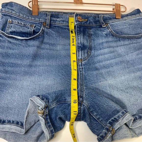 Ann Taylor Loft Blue Cutoff Denim Raw Hem Jeans Shorts Size 6 - Picture 6 of 9